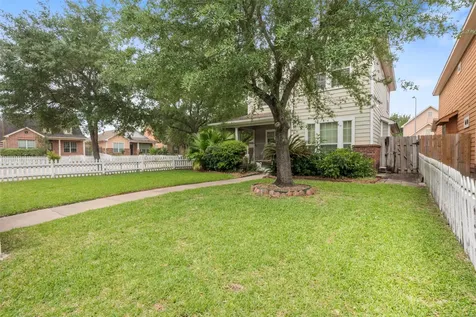 7138 Sun Village Drive Houston TX 77083