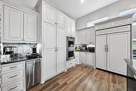 1058 Redfish Street Bayou Vista TX 77563