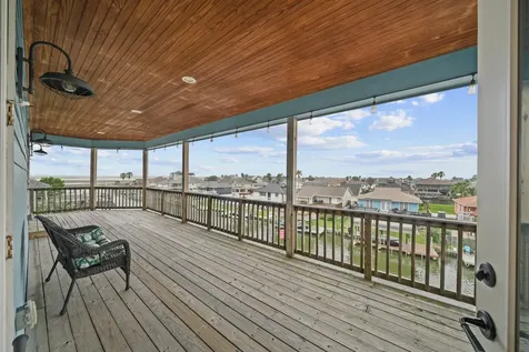 1058 Redfish Street Bayou Vista TX 77563