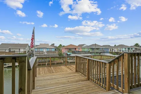 1058 Redfish Street Bayou Vista TX 77563