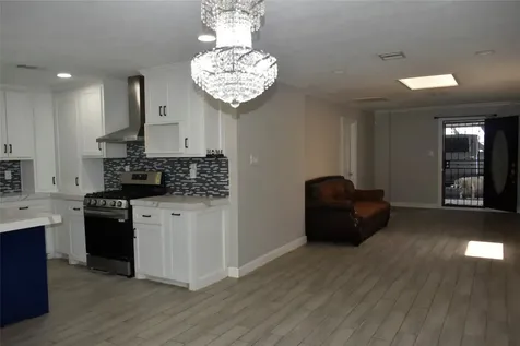 5922 Lavender Street Houston TX 77026