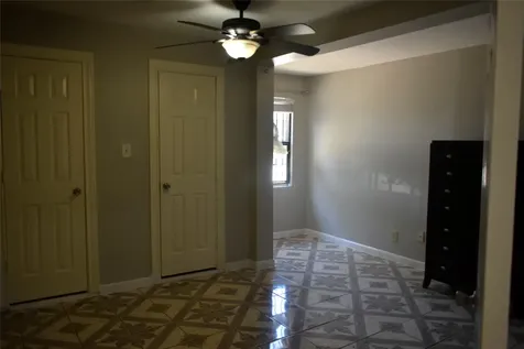 5922 Lavender Street Houston TX 77026