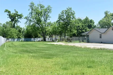 5922 Lavender Street Houston TX 77026