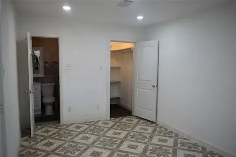 5922 Lavender Street Houston TX 77026