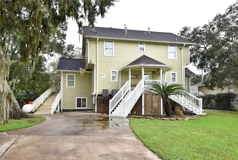 1617 County Road 244a Brazoria TX 77422