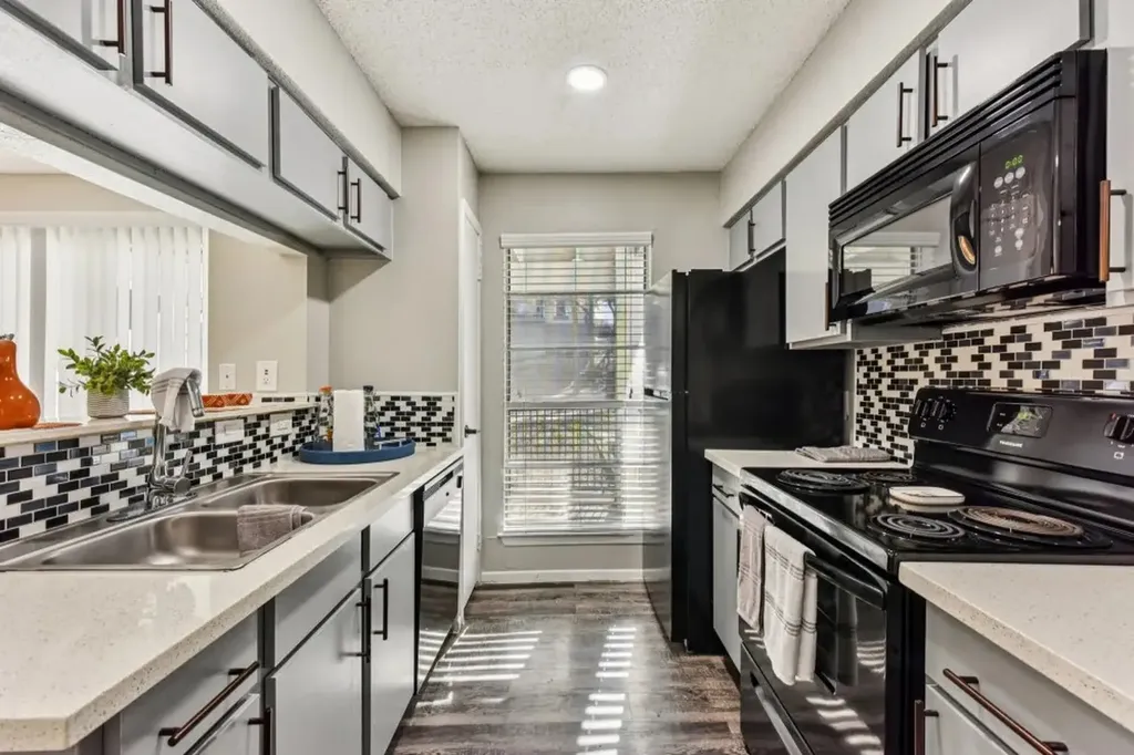 2501 Wickersham Lane 2632 Austin TX 78741