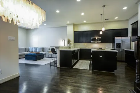 4243 Dickson Street Houston TX 77007