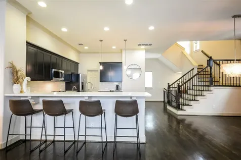 4243 Dickson Street Houston TX 77007