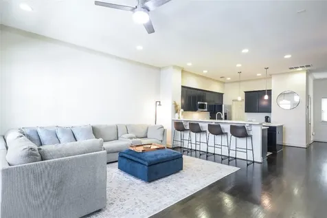 4243 Dickson Street Houston TX 77007