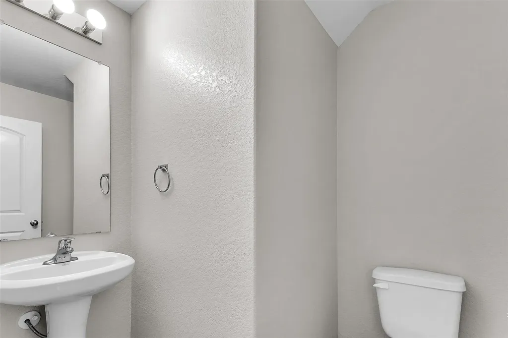 6211 Baywood Crest San Antonio TX 78222