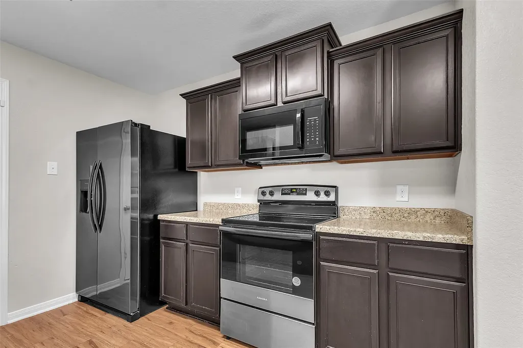 6211 Baywood Crest San Antonio TX 78222