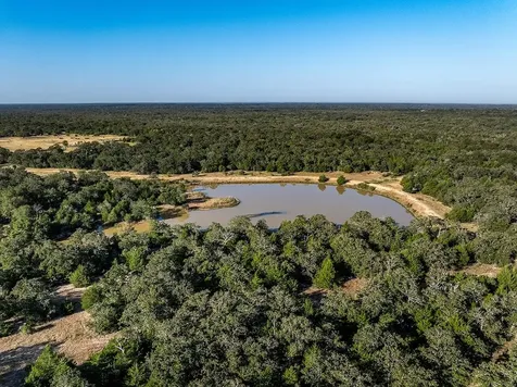1883 County Road 273 Weimar TX 78962
