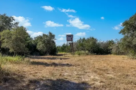 1883 County Road 273 Weimar TX 78962