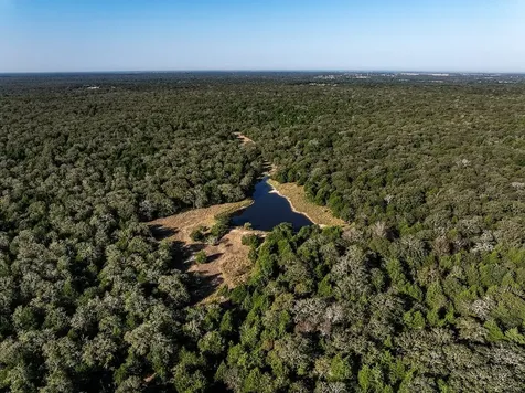 1883 County Road 273 Weimar TX 78962