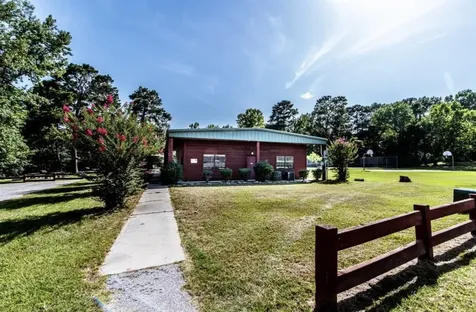 1 Wild Forest Court Huntsville TX 77340
