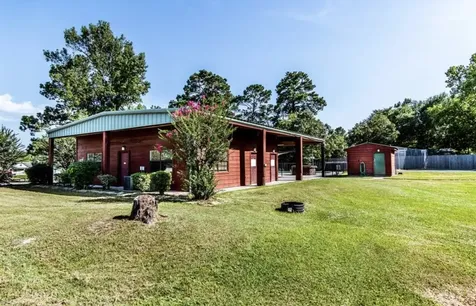 1 Wild Forest Court Huntsville TX 77340