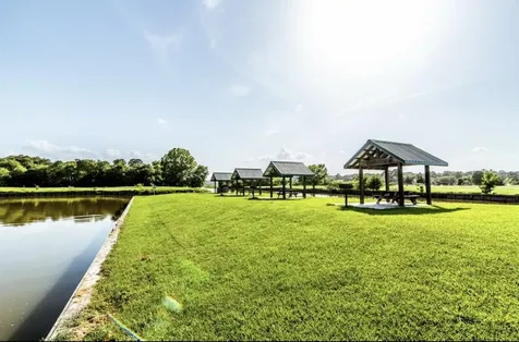 1 Wild Forest Court Huntsville TX 77340