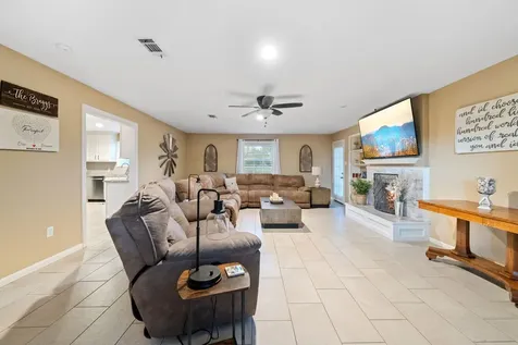 203 N Bayou Bend Drive Baytown TX 77521