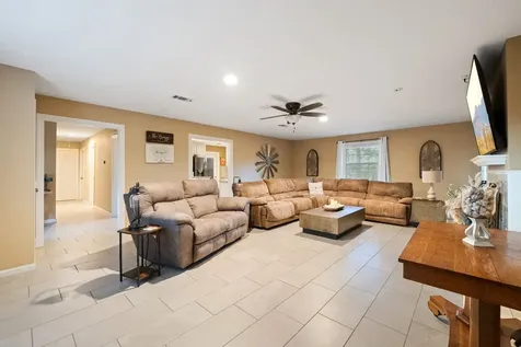 203 N Bayou Bend Drive Baytown TX 77521