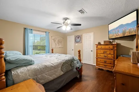 203 N Bayou Bend Drive Baytown TX 77521