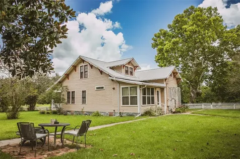 10753 Track Rd E Cat Spring TX 78933