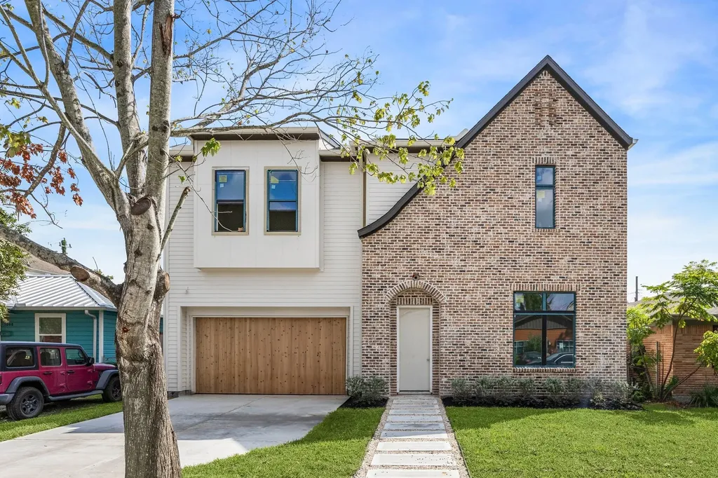 1002 E 25th Street Houston TX 77009
