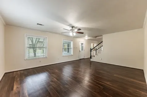 1006 Amesbury Court Huntsville TX 77340