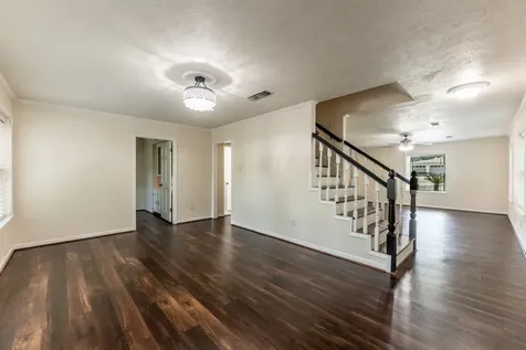 1006 Amesbury Court Huntsville TX 77340