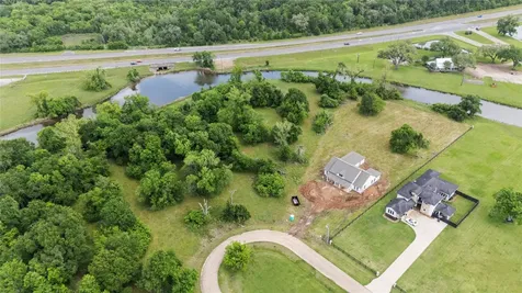 1127 Saddle Horn Bend Angleton TX 77515