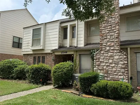 17149 Beaver Springs Drive 13 Houston TX 77090