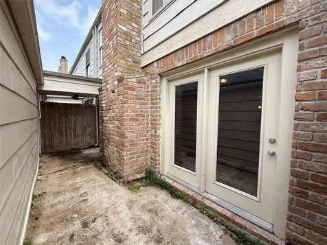 17149 Beaver Springs Drive 13 Houston TX 77090