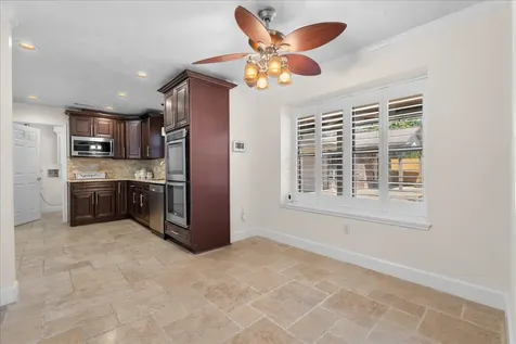 3725 Autumn Lane Baytown TX 77521
