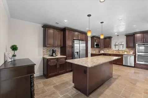 3725 Autumn Lane Baytown TX 77521