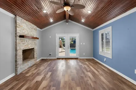 3725 Autumn Lane Baytown TX 77521