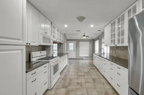 16135 Ridge Park Drive Houston TX 77095