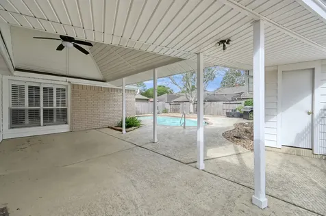 16135 Ridge Park Drive Houston TX 77095