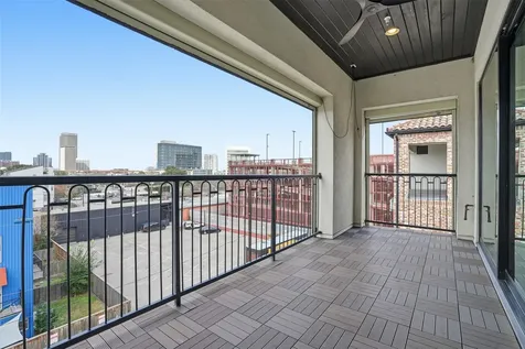 19 Robita Street Houston TX 77019