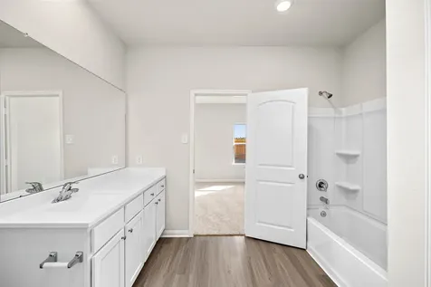 6406 Winter Elm Street Houston TX 77048