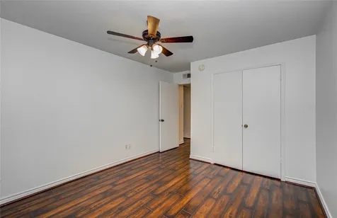 12633 Memorial Drive 152 Houston TX 77024
