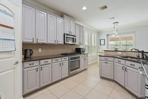 18515 N Settlers Shore Drive Cypress TX 77433