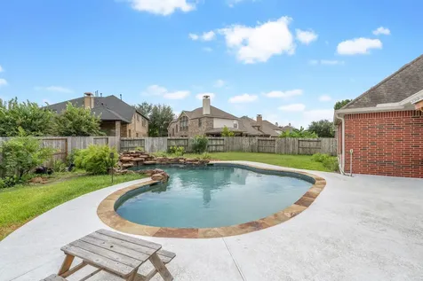 18515 N Settlers Shore Drive Cypress TX 77433