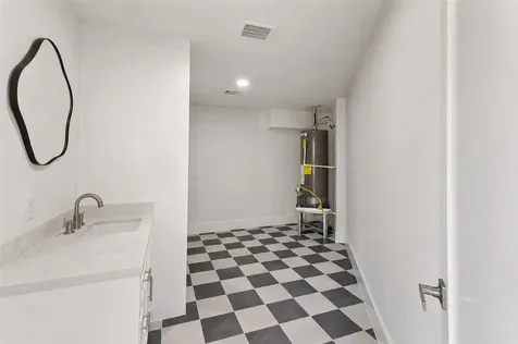 107 Beaver Tail Point Houston TX 77024