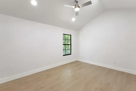 107 Beaver Tail Point Houston TX 77024