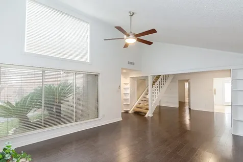 1911 Trixie Lane Houston TX 77042