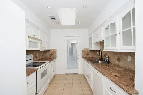 1911 Trixie Lane Houston TX 77042