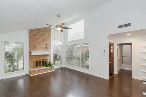 1911 Trixie Lane Houston TX 77042