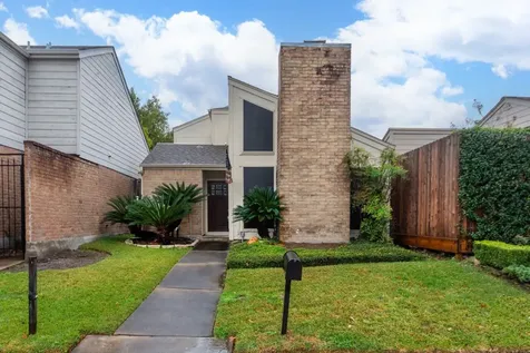 1911 Trixie Lane Houston TX 77042