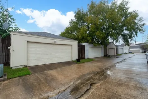 1911 Trixie Lane Houston TX 77042