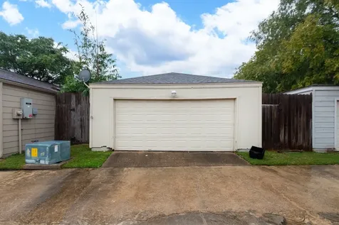 1911 Trixie Lane Houston TX 77042