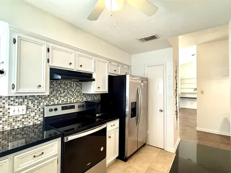 13222 Pebblewalk Circle N Houston TX 77041